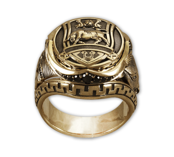 кольцо с эмблемой футбольного клуба