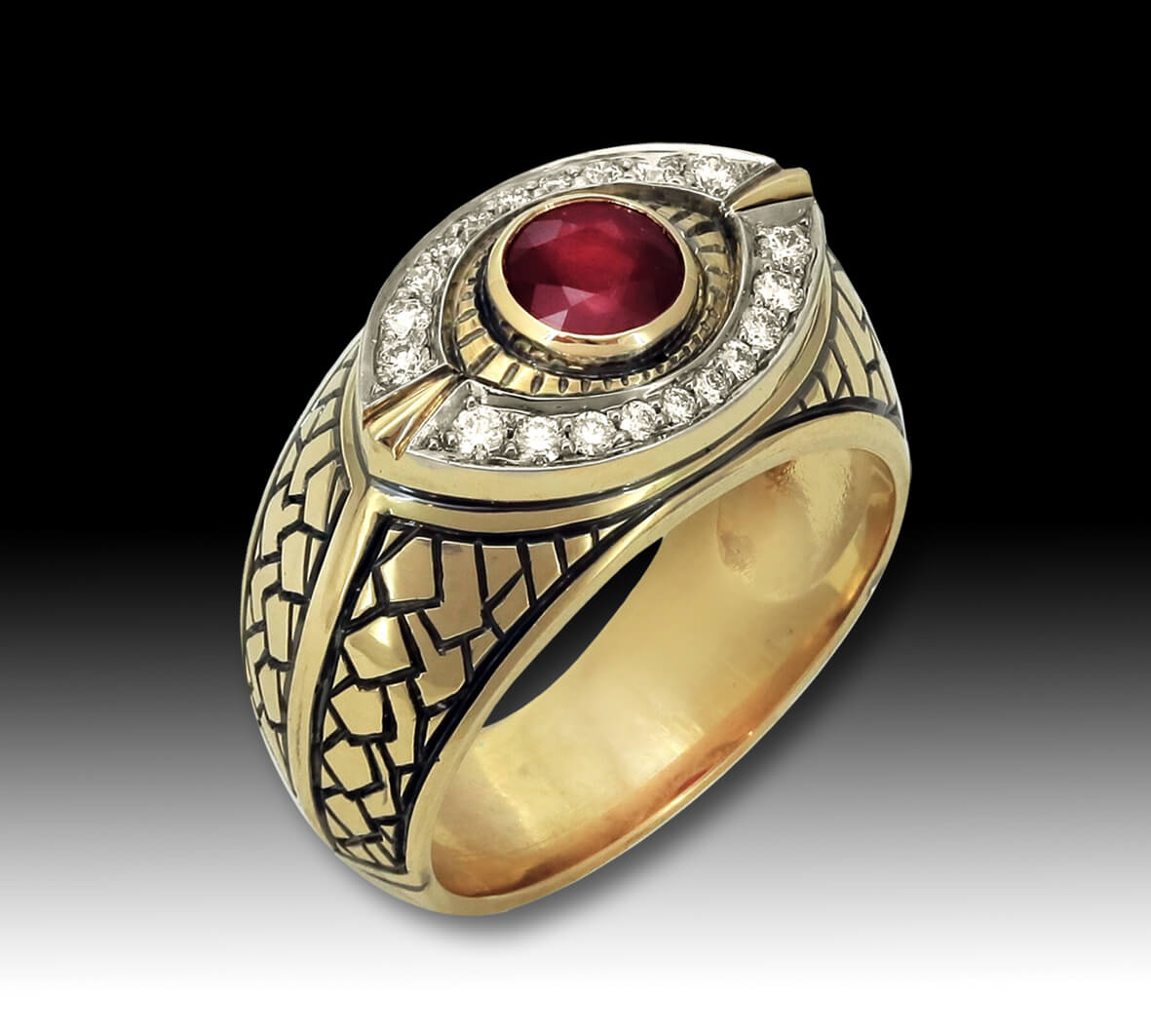 авторское мужское кольцо с рубином